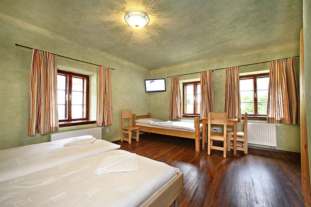 Pension U Hada Cesky Krumlov Exterior photo