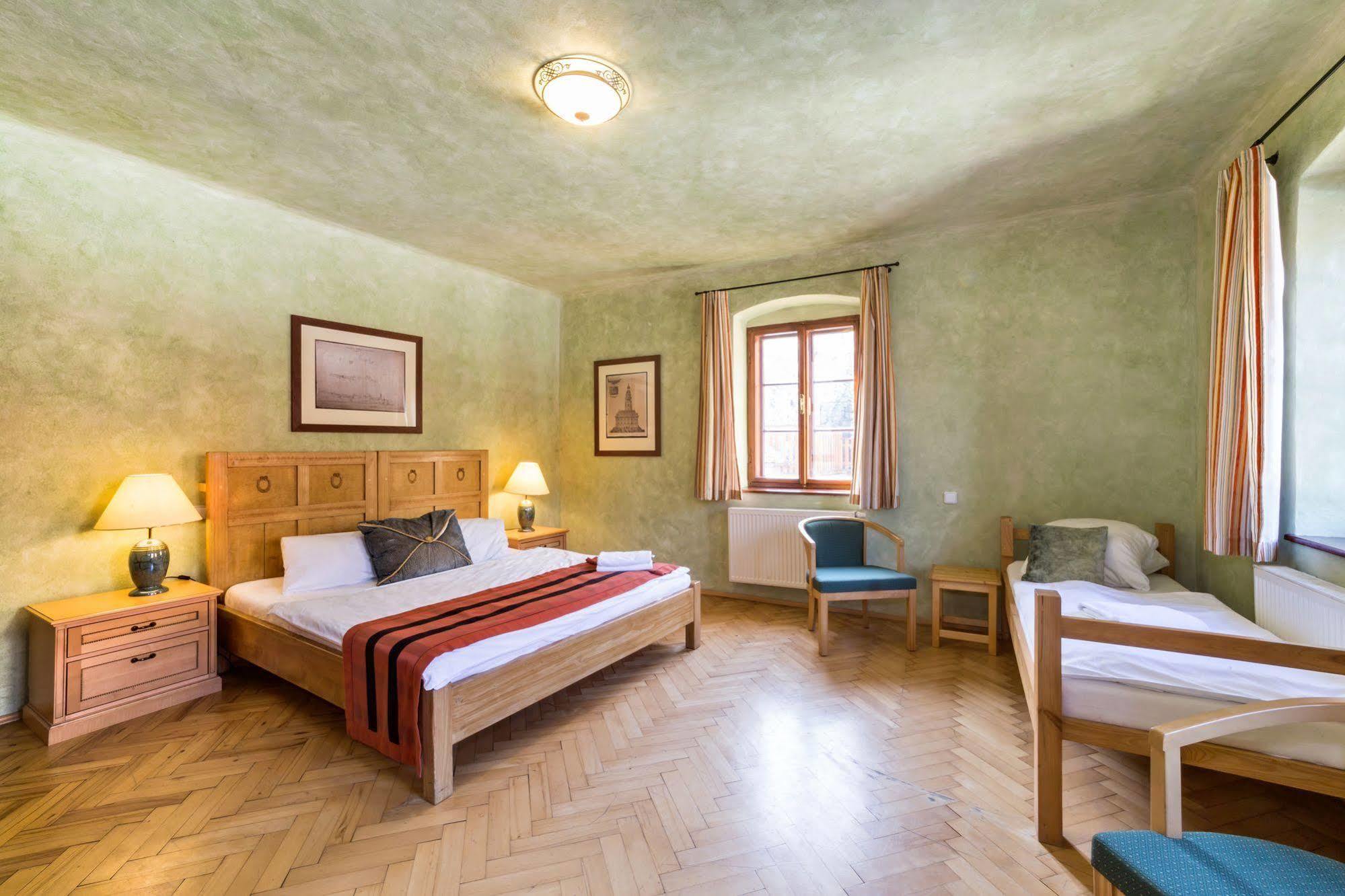 Pension U Hada Cesky Krumlov Exterior photo